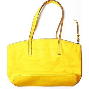 Banana Yellow Relic Leather Shoulder bag